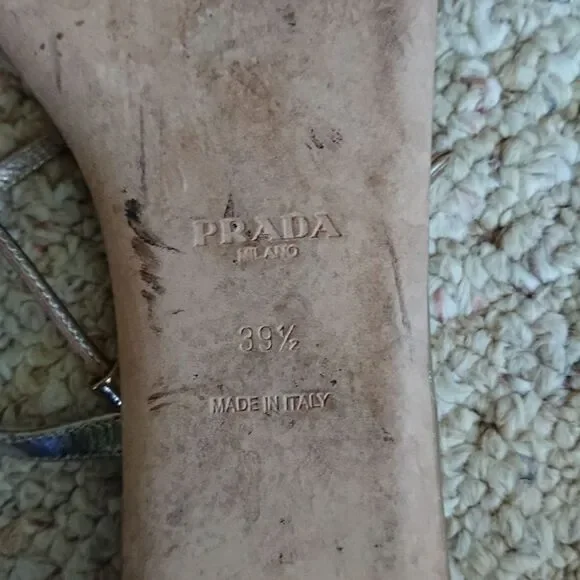 Prada gold metallic thong-strap flat sandals size 9 - Picture 11 of 12